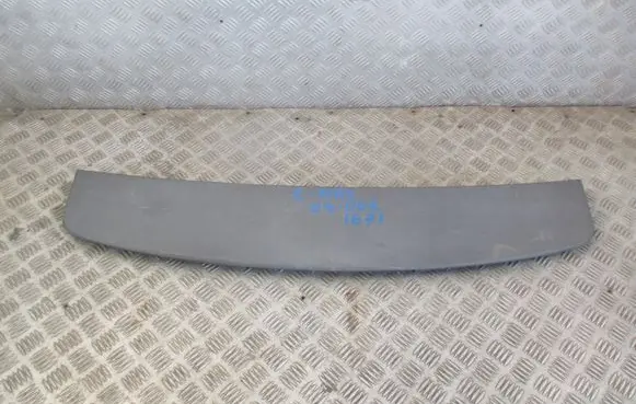 Ford Focus C-MAX Tailgate trim 3M51-R44210A