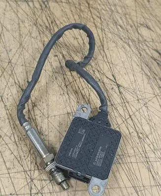 Mercedes-Benz E W213 Lambda probe sensor A0009053009