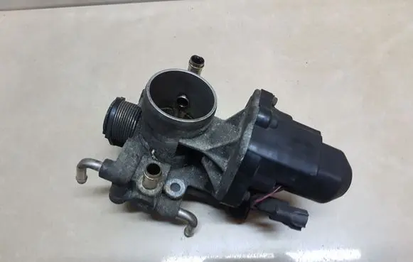 Toyota Prius (XW20) Throttle valve 8945230150
