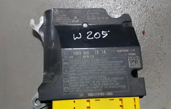 Mercedes-Benz C AMG W205 Airbag control unit/module A2059018308