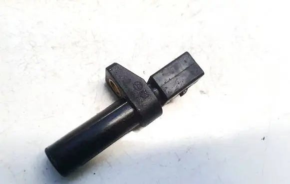 Mercedes-Benz C W203 Crankshaft position sensor 003153 2828