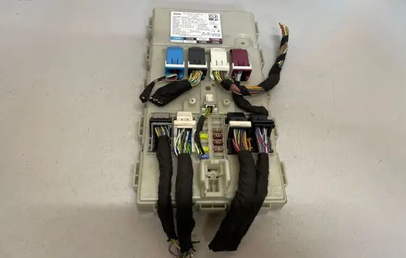 BMW 5 G30 G31 Comfort/convenience module 8715805 A2C16554604