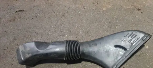 Volvo S80 Air intake duct part 8626060