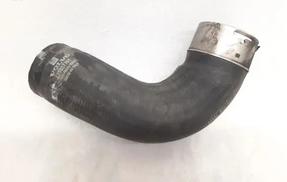 Volvo XC90 Intercooler hose/pipe 31657761