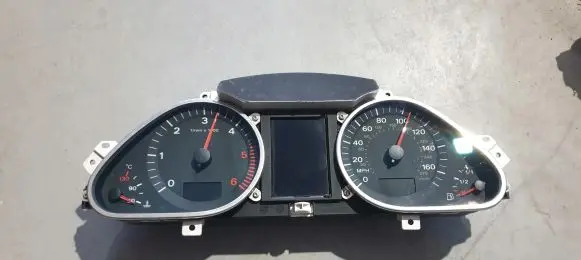 Audi A6 S6 C6 4F Speedometer (instrument cluster) 4F0920950L