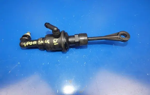 KIA Sportage Clutch master cylinder 
