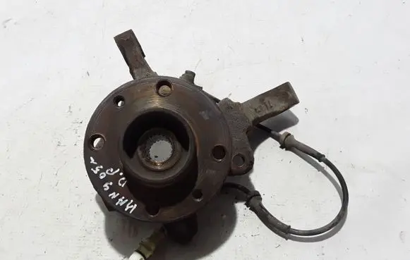 Renault Kangoo I Front wheel hub 8200150223