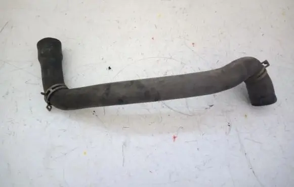 Ford Focus Engine coolant pipe/hose