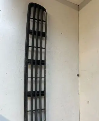 Front bumper lower grill