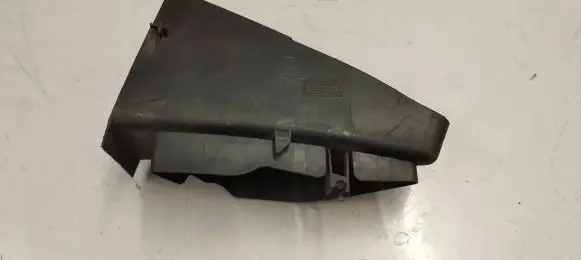 Porsche Macan (95B) Front bumper corner part panel trim 95b121699c