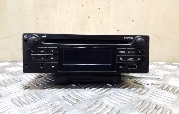 Nissan NV400 Radio/CD/DVD/GPS head unit 281154178R R0131DIN