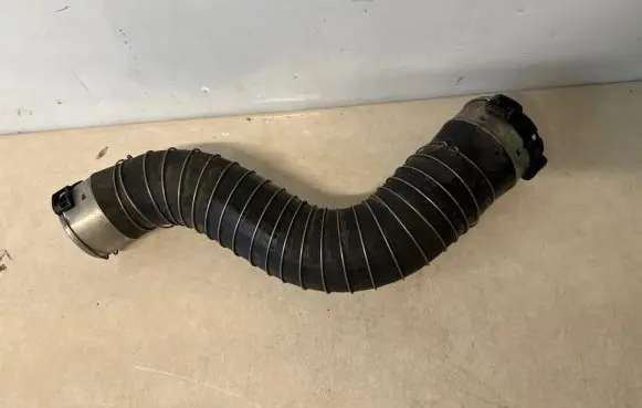 BMW 4 F36 Gran coupe Intercooler hose/pipe 8573762