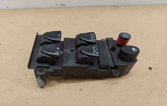 Honda Civic Other switches/knobs/shifts F000198EB