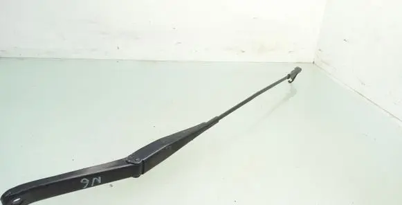 Ford Focus Front wiper blade arm 4M5117526CB