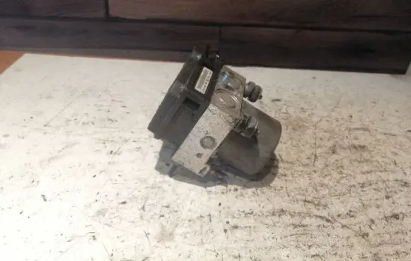 Nissan Qashqai ABS Pump