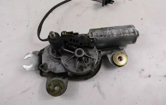 Ford Escort Rear window wiper motor 93AG17K441H1B