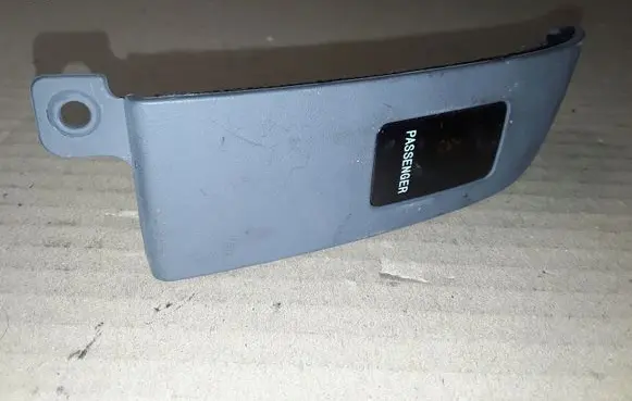 Hyundai Sonata Passenger airbag on/off switch 859303K500
