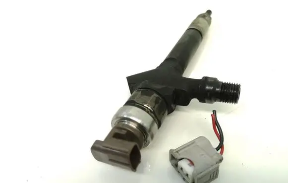 Mazda 6 Fuel injector RF7J13H50 578002K21415