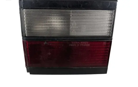 Volkswagen PASSAT B3 Tailgate rear/tail lights 333945108