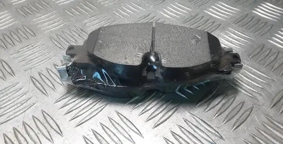 Volkswagen Tiguan Brake pads (front) 8V0698151