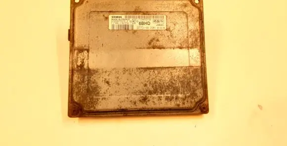 Ford Fiesta Engine control unit/module 4S6112A650SD S120977015