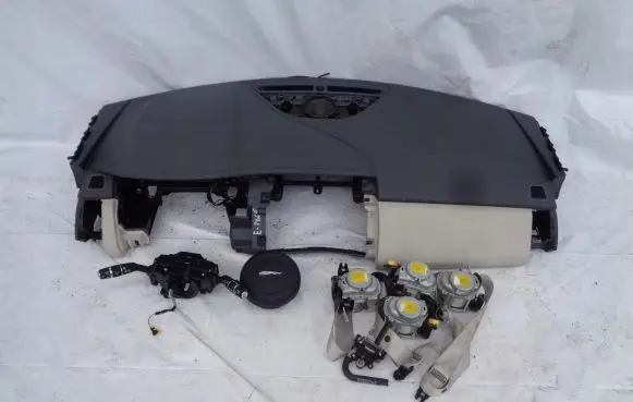 Jaguar E-Pace Airbag set with panel 9325410260