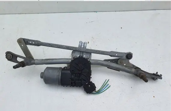 Citroen Berlingo Front wiper linkage 