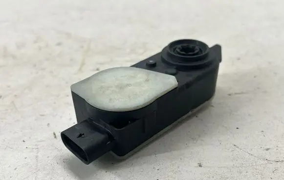 Chevrolet Equinox Intake manifold valve actuator/motor 84460246 048983002 MAGS0015D05