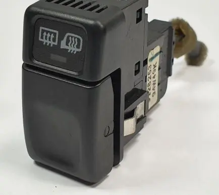 Volvo 960 Windscreen/window heater switch 9128263