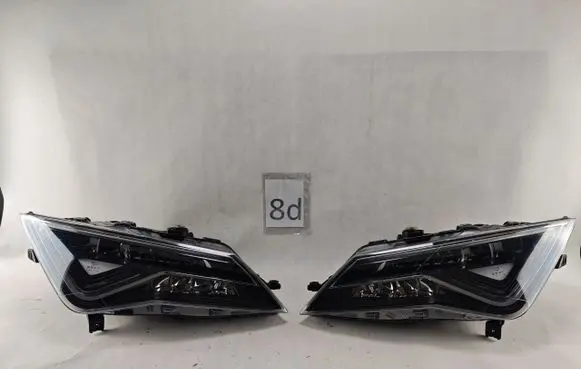 Seat Leon IV Headlights/headlamps set 