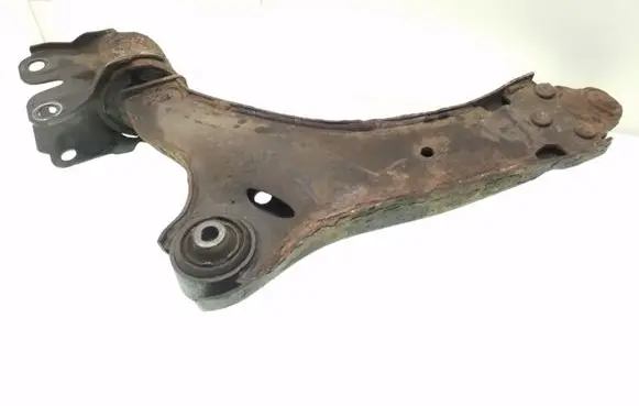 Volvo XC60 Front lower control arm/wishbone