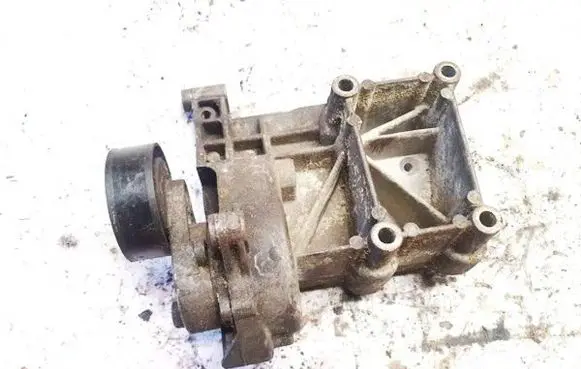 BMW 3 E46 Engine mounting bracket 