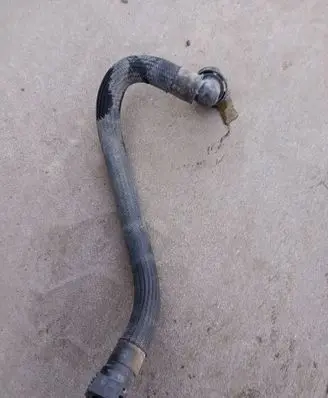 Peugeot Partner III Coolant pipe/hose