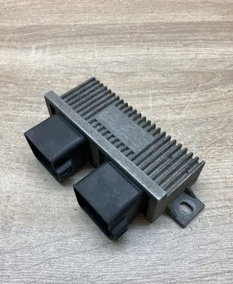 Saab 9-5 Glow plug pre-heat relay 5340138