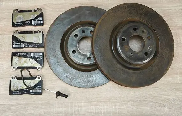 Audi A7 S7 4G Front brake disc TARCZ(N.51-2)