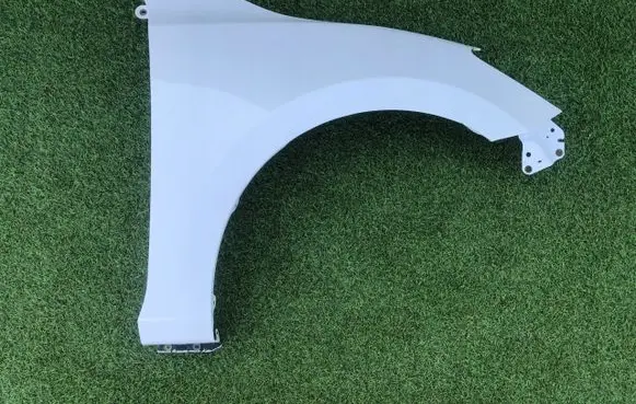 Mazda 2 Fender
