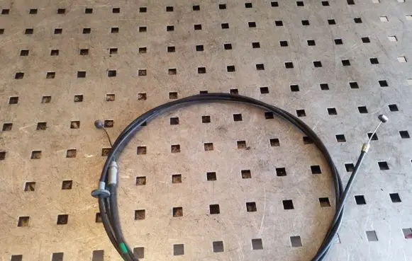 Toyota RAV 4 (XA20) Engine bonnet/hood lock release cable 