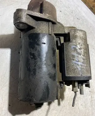 Audi A6 S6 C5 4B Starter motor