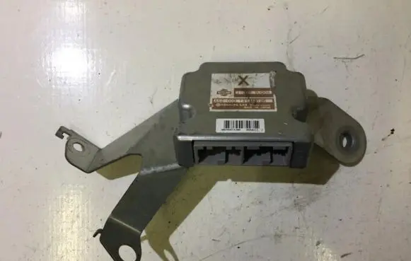 Nissan Note (E11) Other control units/modules 310369u00a