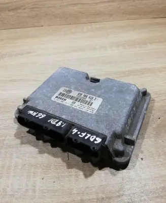 Volkswagen Golf IV Engine control unit/module ECU 038906018d 0281001611