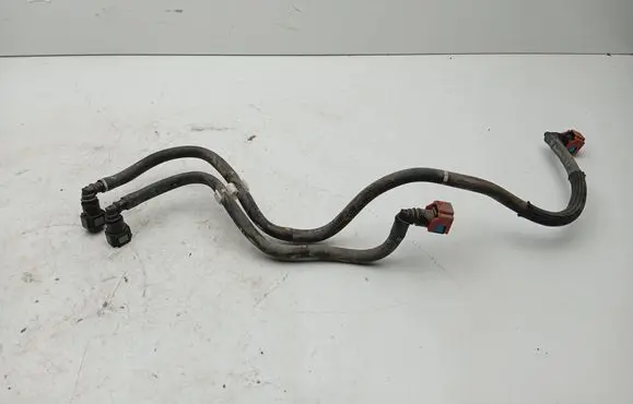 Lexus RX 450H Fuel line pipe