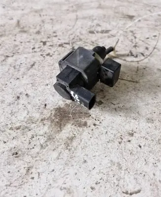 Audi A4 S4 B6 8E 8H Turbo solenoid valve Be0906628