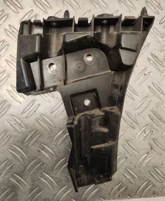 Volvo V60 Front bumper mounting bracket 31323832