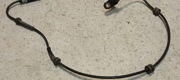 Nissan Primera ABS rear brake sensor 47900AV710