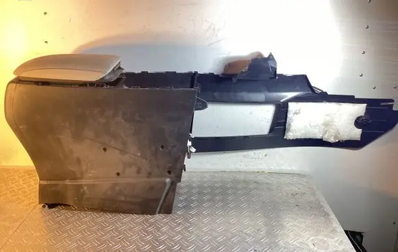 Lexus RX 450H Armrest 5881248050