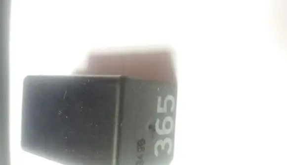 Audi A6 S6 C5 4B Other relay 8D0959257