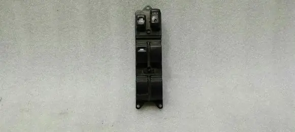 Mitsubishi Lancer X Electric window control switch 8608A068