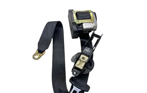 Volkswagen PASSAT B5.5 Front seatbelt 3B1857705D