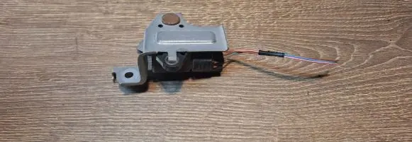 Lexus IS 200-300 Acceleration sensor 8919150020