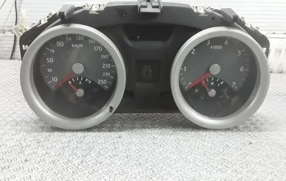 Renault Megane II Speedometer (instrument cluster) 8200170521